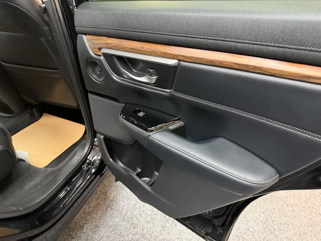 Used Honda CR-V 2019 for sale - 76910464: Photo 26