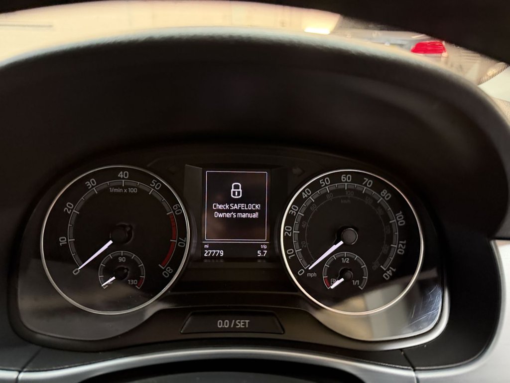 Used Skoda Fabia 2020 for sale - 76973232: Photo 32