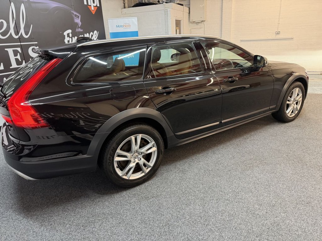 Used Volvo V90 2018 for sale - 76909863: Photo 6