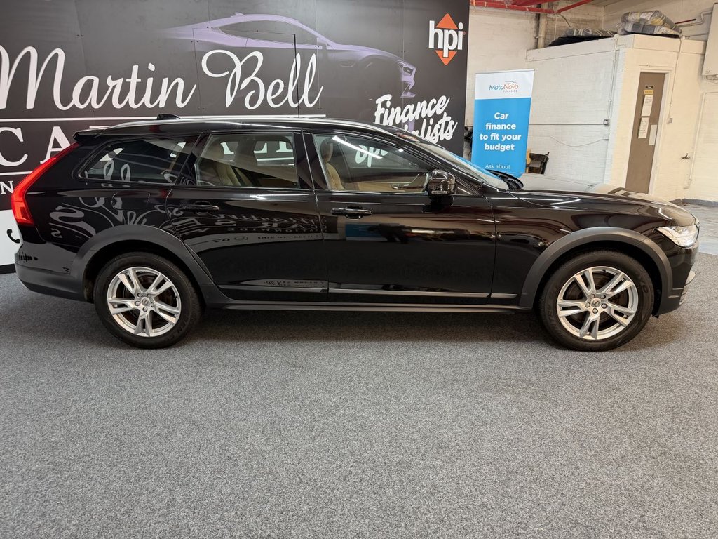 Used Volvo V90 2018 for sale - 76909863: Photo 9