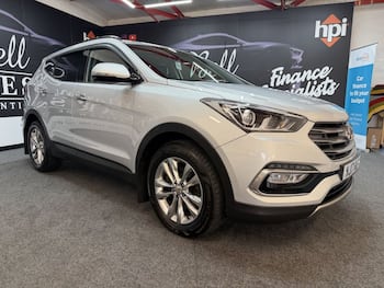 Used Hyundai Santa Fe 2017 for sale - 79818809: Photo