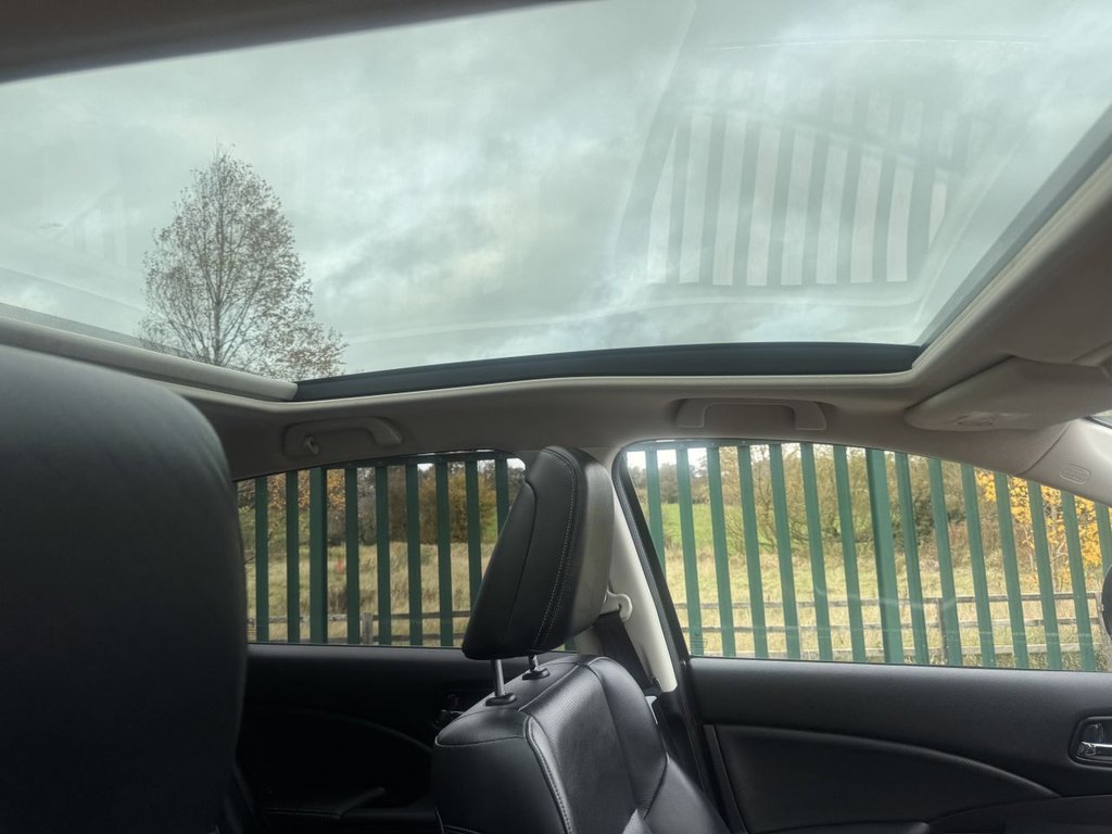 Used Honda CR-V 2017 for sale - 76654432: Photo 13