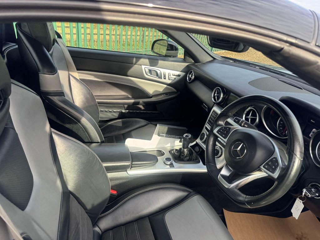 Used Mercedes-Benz SLC 2020 for sale - 76617982: Photo 17