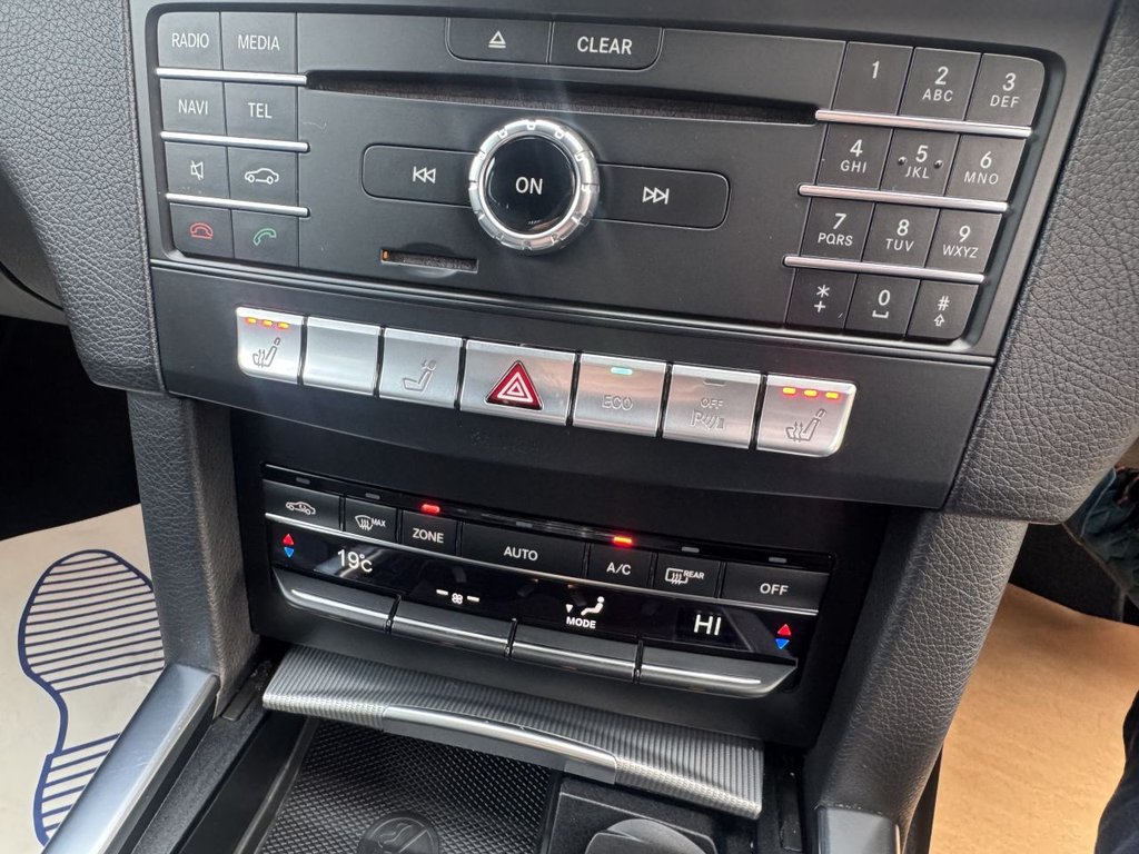 Used Mercedes-Benz SLC 2020 for sale - 76617982: Photo 8