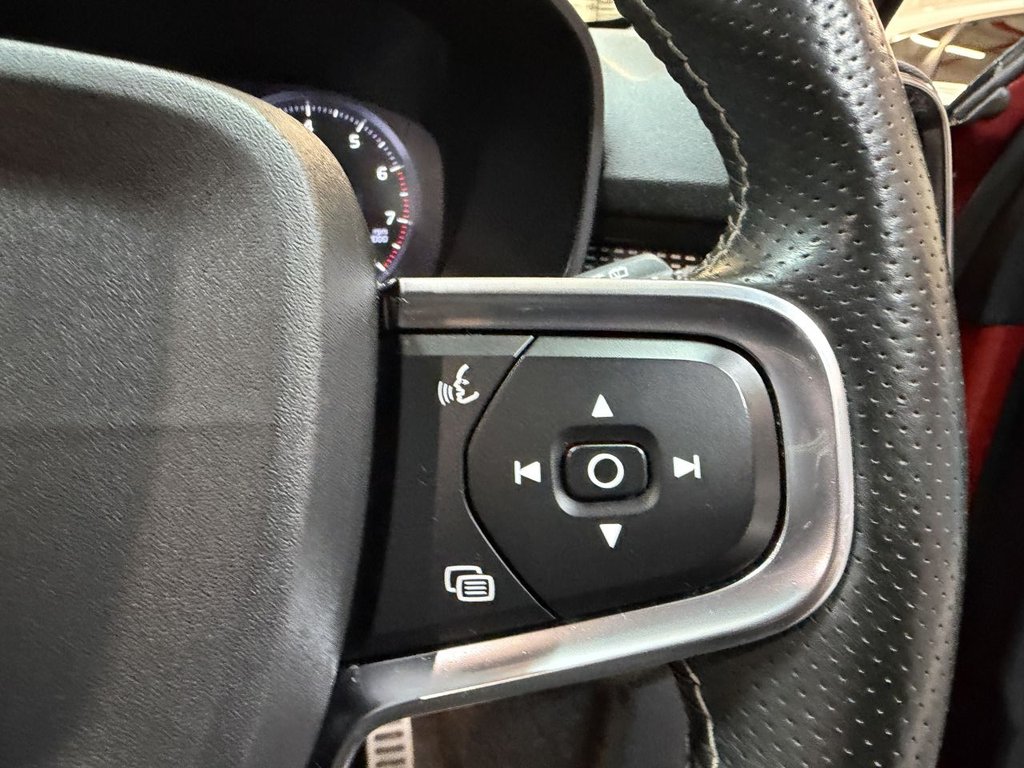 Used Volvo XC40 2020 for sale - 76973189: Photo 26