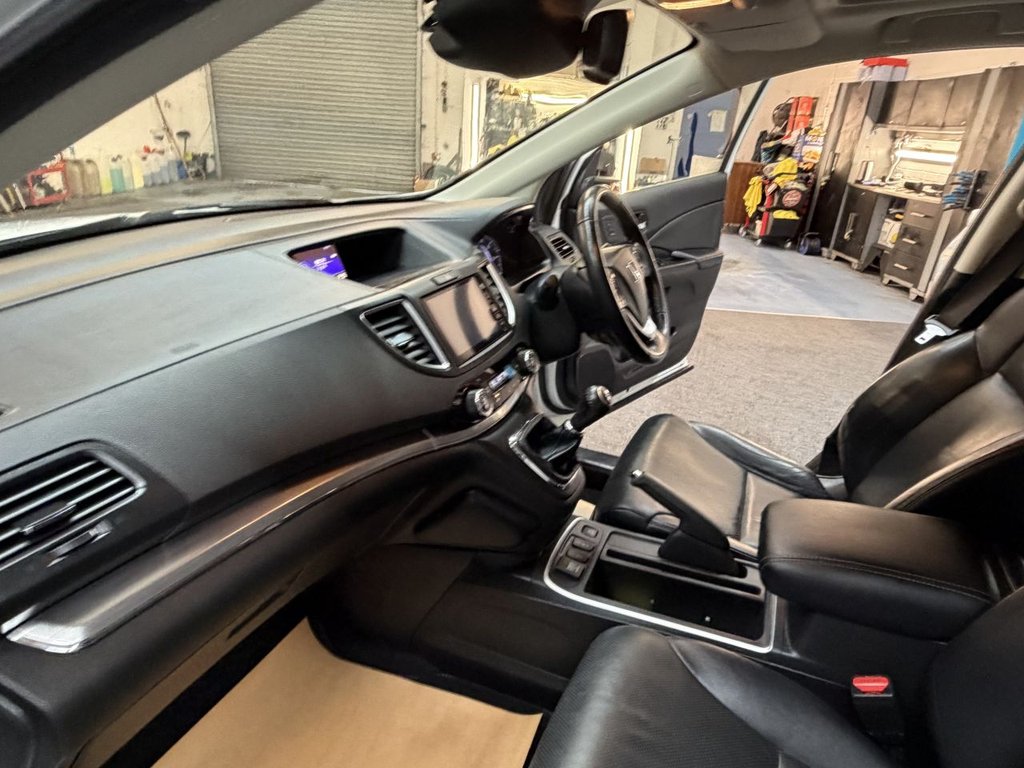 Used Honda CR-V 2016 for sale - 76973023: Photo 11