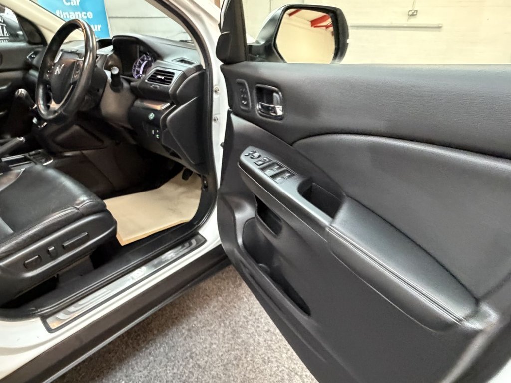 Used Honda CR-V 2016 for sale - 76973023: Photo 27