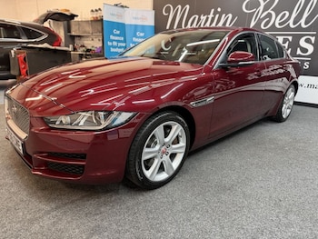Used Jaguar XE 2016 for sale - 79493971: Photo