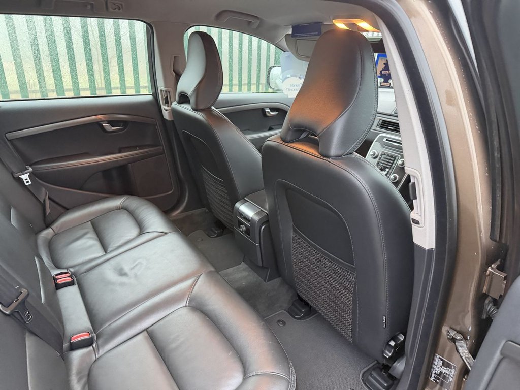 Used Volvo XC70 2014 for sale - 77037759: Photo 12