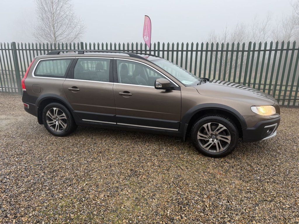 Used Volvo XC70 2014 for sale - 77037759: Photo 5