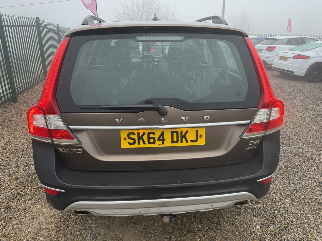 Used Volvo XC70 2014 for sale - 77037759: Photo 6