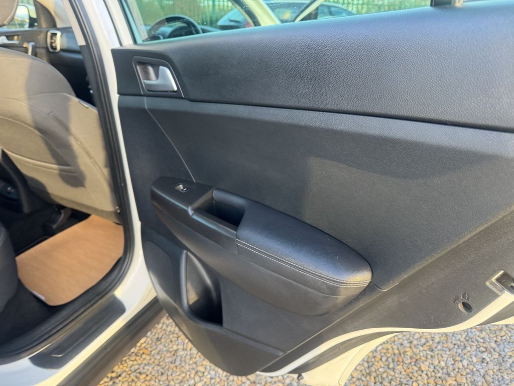 Used Kia Sportage 2017 for sale - 76469700: Photo 32