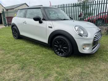 2016 (16) - 1.5 Cooper Hatchback 3 DOOR PETROL ULEZ/COMPLIANT £20 A YEAR TAX STUN