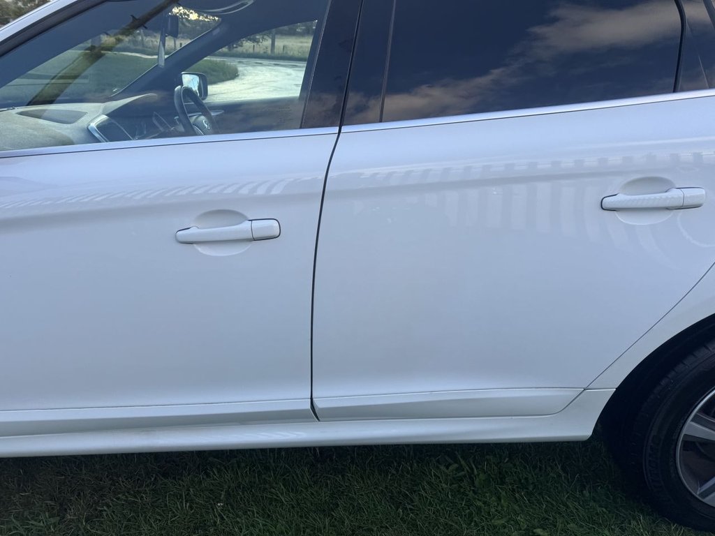 Used Volvo XC60 2015 for sale - 76333279: Photo 13