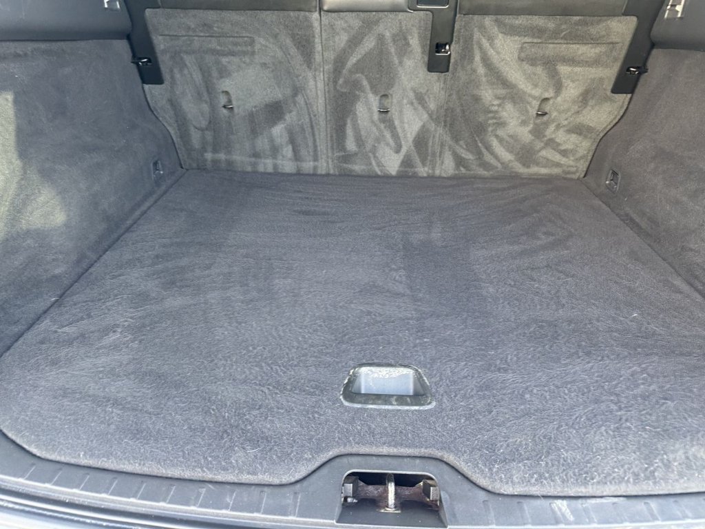 Used Volvo XC60 2015 for sale - 76333279: Photo 35