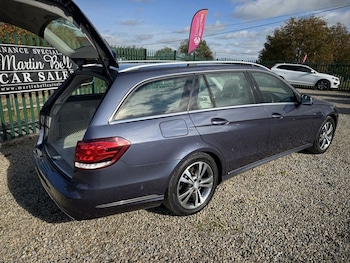 Used Mercedes-Benz E Class 2013 for sale - 76132634: Photo