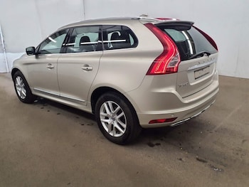 Used Volvo XC60 2017 for sale - 78619716: Photo