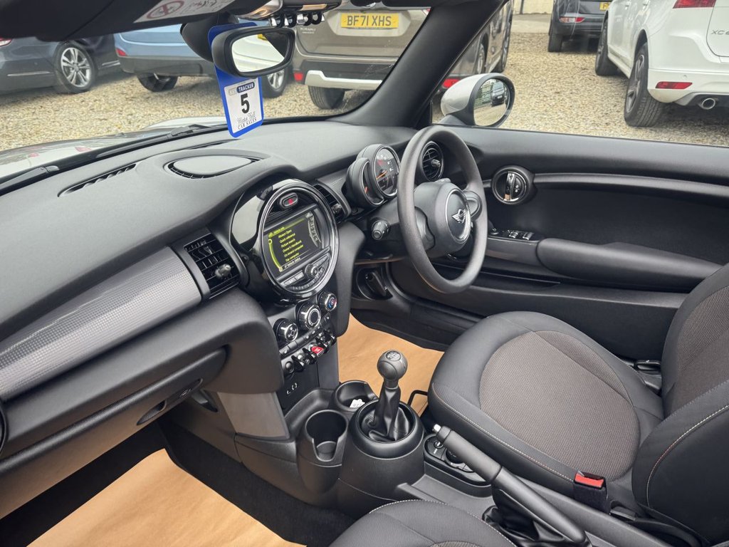 Used MINI Convertible 2017 for sale - 76235874: Photo 18