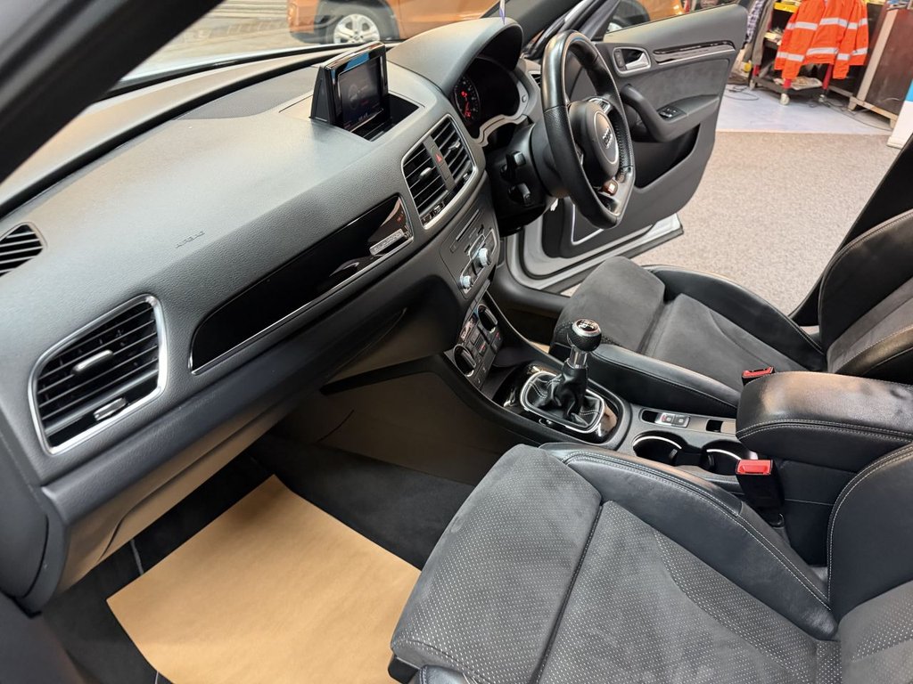 Used Audi Q3 2017 for sale - 76973719: Photo 30