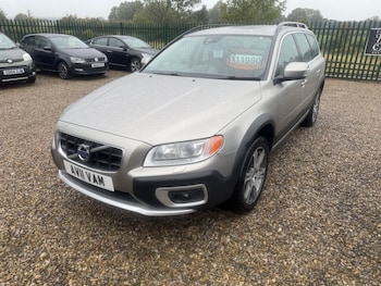 2011 (11) - 2.4 D5 SE Lux Estate Diesel Geartronic AWD Euro 5 (215 ps). 5-Door