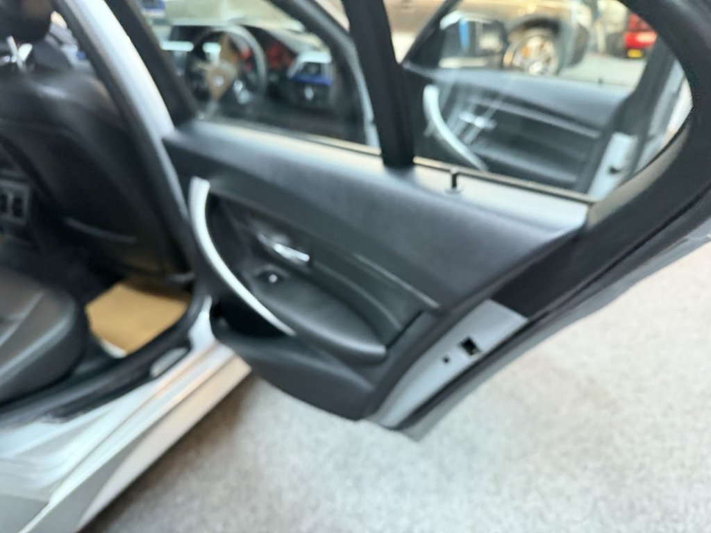 Used BMW 3 Series 2014 for sale - 77153614: Photo 26