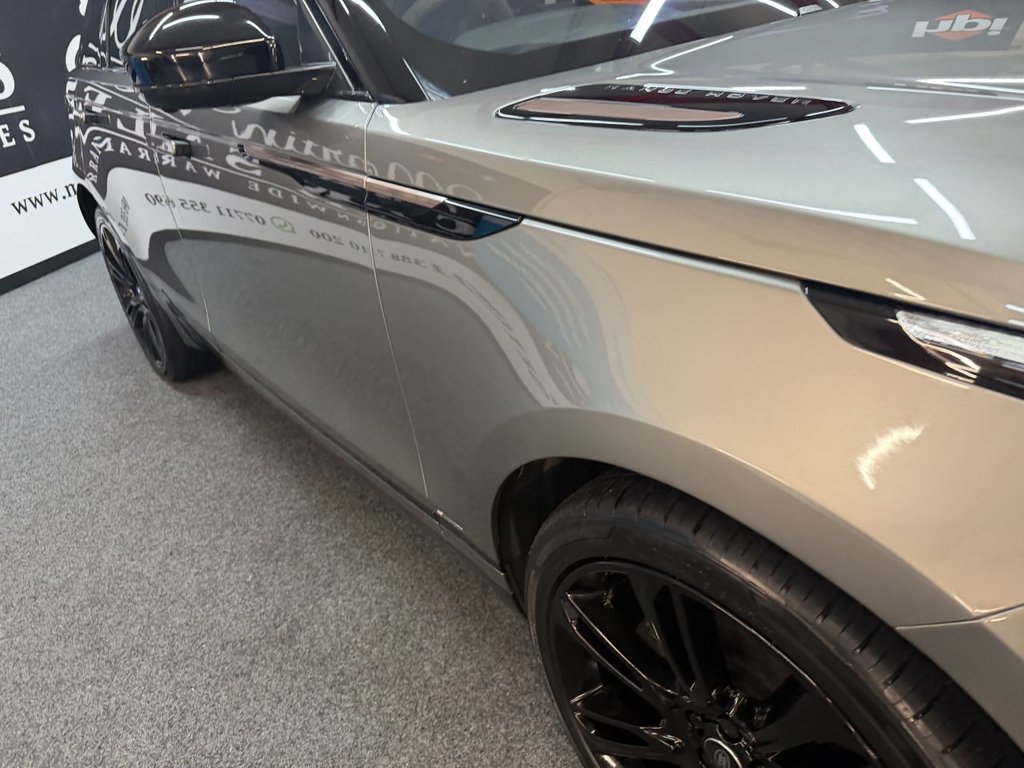 Used Land Rover Range Rover Velar 2017 for sale - 77692605: Photo 11