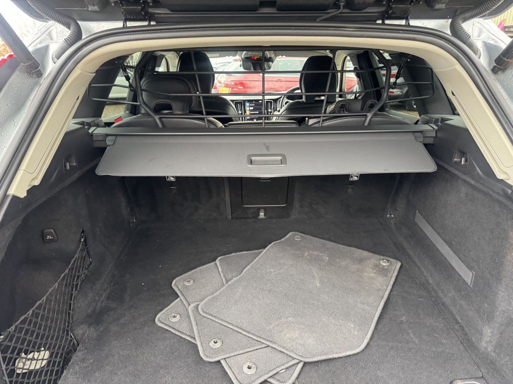 Used Volvo XC60 2019 for sale - 76535795: Photo 23