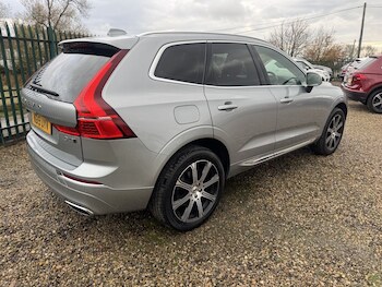 Used Volvo XC60 2019 for sale - 76535795: Photo