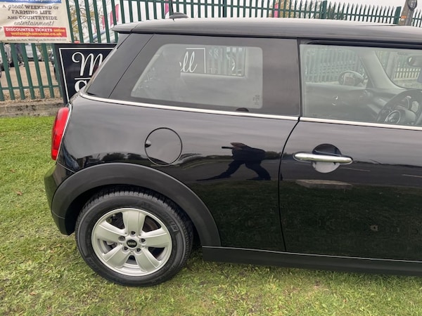 Used MINI Hatch 2015 for sale - 76333639: Photo 32