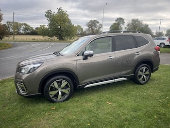Used Subaru Forester 2021 for sale - 76236192: Photo 2