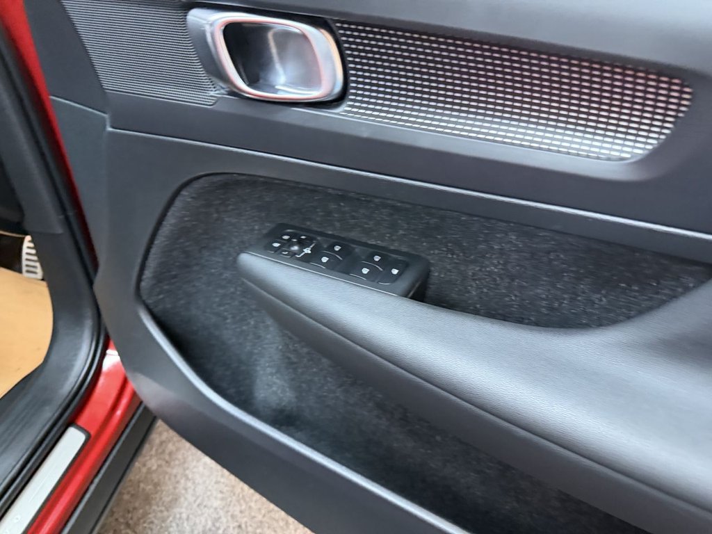 Used Volvo XC40 2020 for sale - 77779931: Photo 22