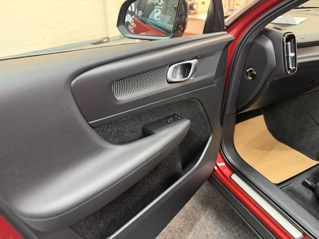 Used Volvo XC40 2020 for sale - 77779931: Photo 32