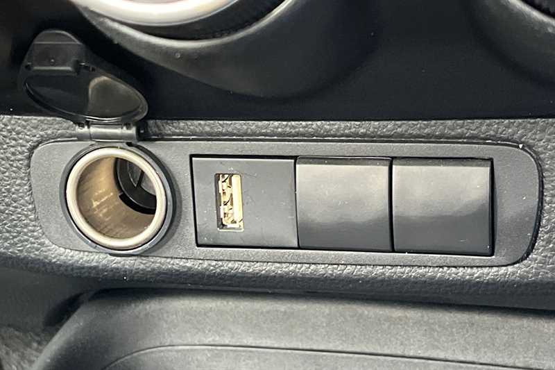 Used Toyota Aygo X 2023 for sale - 78119359: Photo 45