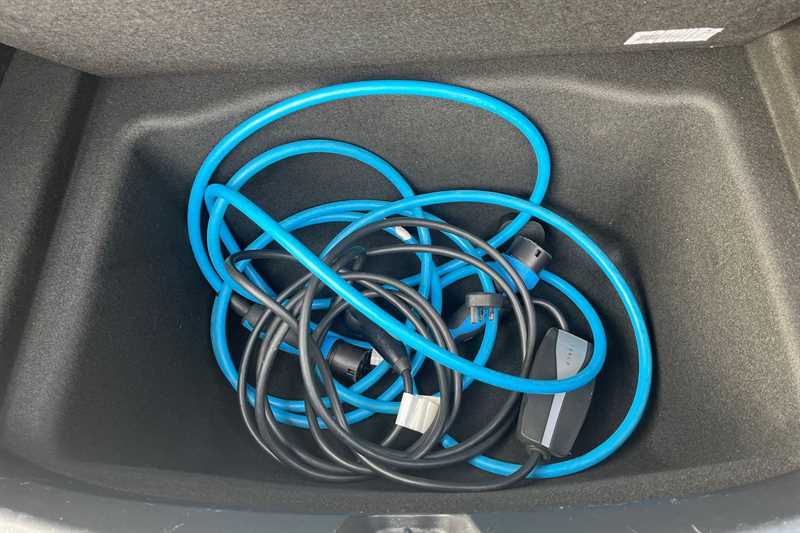 Used Tesla Model 3 2022 for sale - 76489825: Photo 37