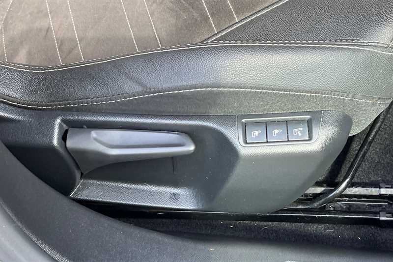 Used Vauxhall Mokka Electric for sale - 78221967: Photo 26