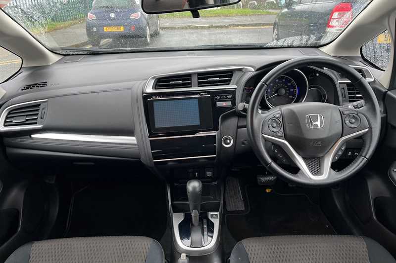 Used Honda Jazz 2018 for sale - 77309836: Photo 13