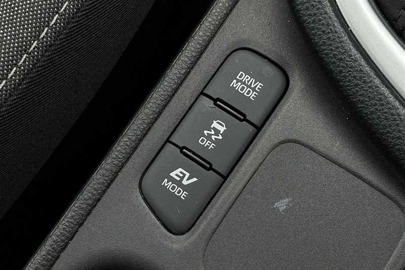 Used Toyota Yaris 2023 for sale - 77887756: Photo 47