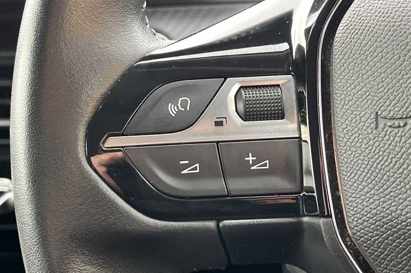 Used Peugeot 2008 2021 for sale - 77728254: Photo 21