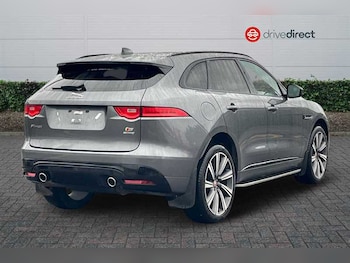 Used Jaguar F-Pace 2019 for sale - 76956708: Photo