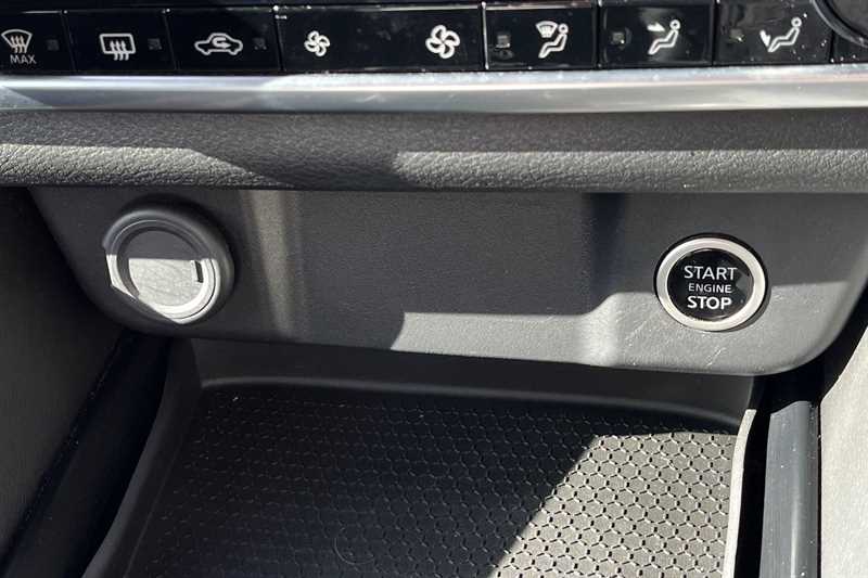 Used Nissan Qashqai 2022 for sale - 76956736: Photo 45