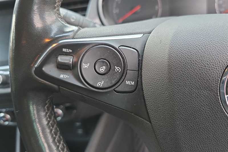 Used Vauxhall Crossland 2022 for sale - 77929335: Photo 21