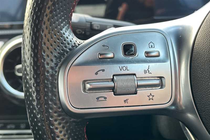 Used Mercedes-Benz A-Class 2018 for sale - 77930269: Photo 21