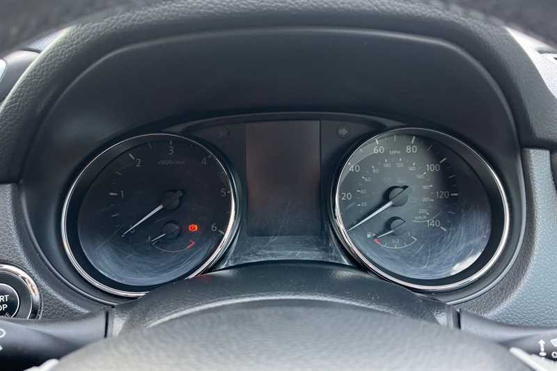 Used Nissan Qashqai 2017 for sale - 76956104: Photo 20