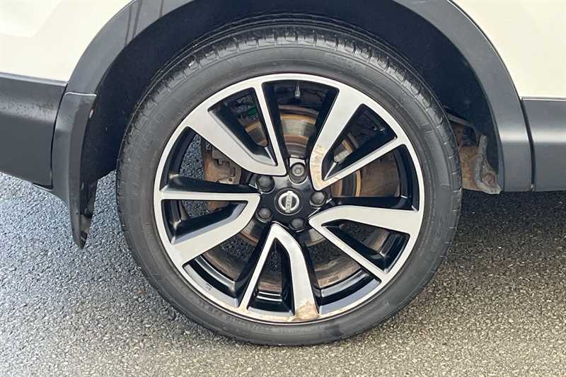 Used Nissan Qashqai 2017 for sale - 76956104: Photo 9