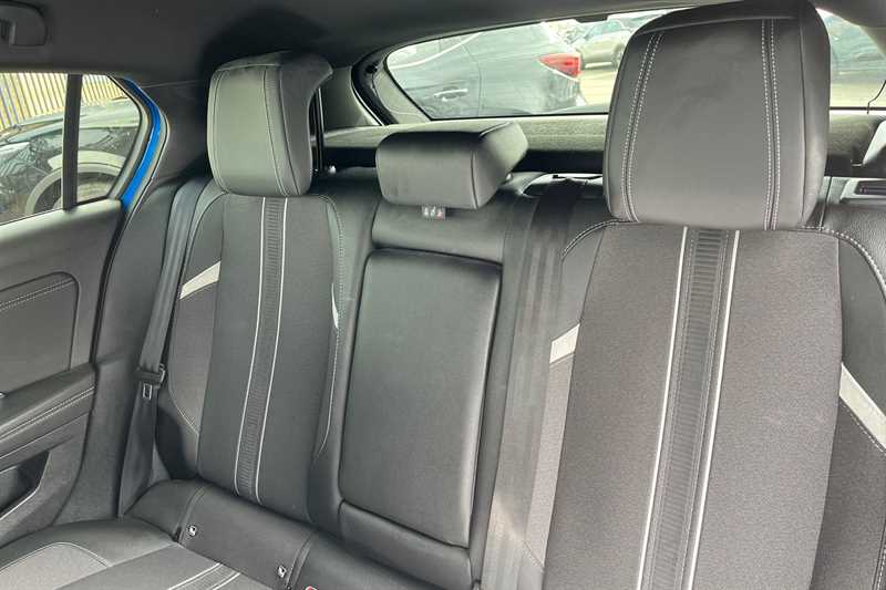 Used Vauxhall Astra 2024 for sale - 77930363: Photo 24