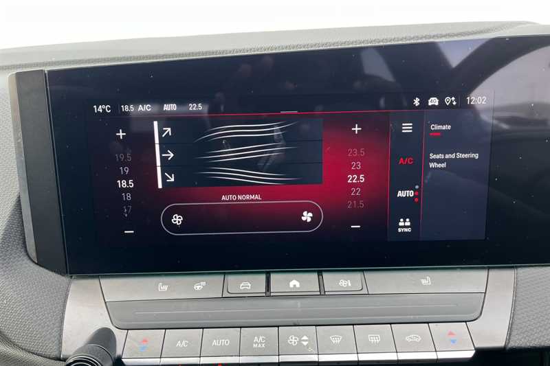 Used Vauxhall Astra 2024 for sale - 77930363: Photo 41