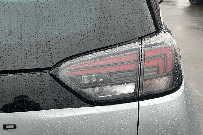 Used Vauxhall Crossland 2024 for sale - 77800572: Photo 32