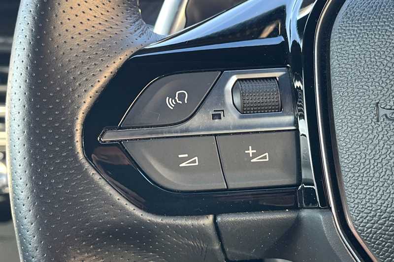 Used Peugeot 208 2020 for sale - 76489285: Photo 21