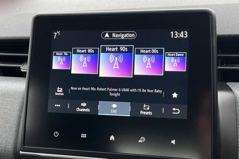 Used Renault Clio for sale - 77757817: Photo 18