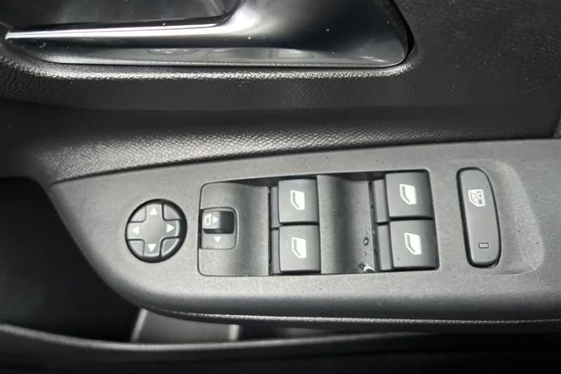 Used Vauxhall Corsa 2024 for sale - 76955762: Photo 16